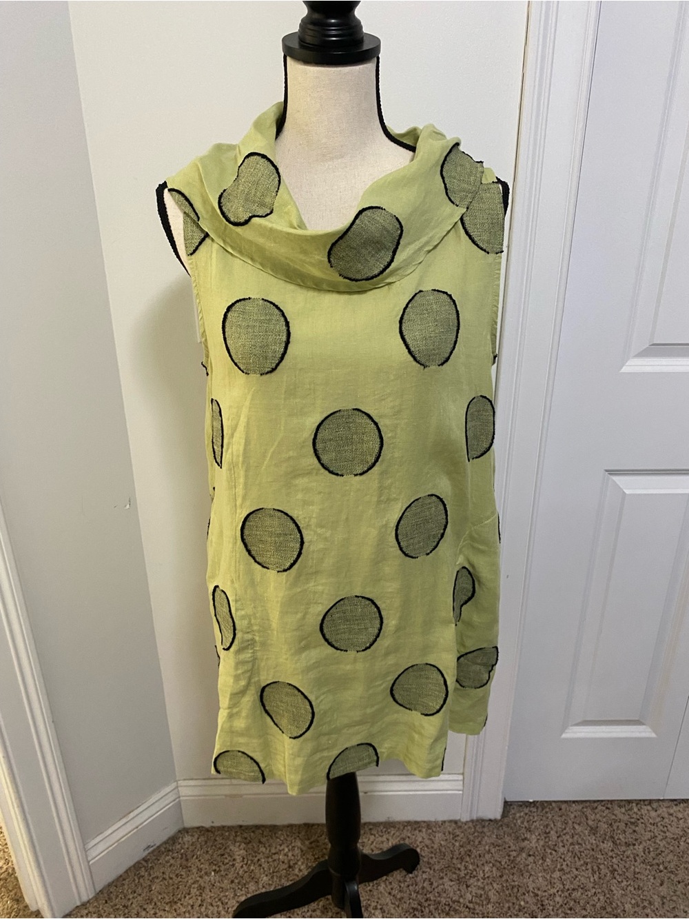 Chalet Sleeveless Lime Green Polka Dot Linen Dress/Tunic - Picture 2 of 7
